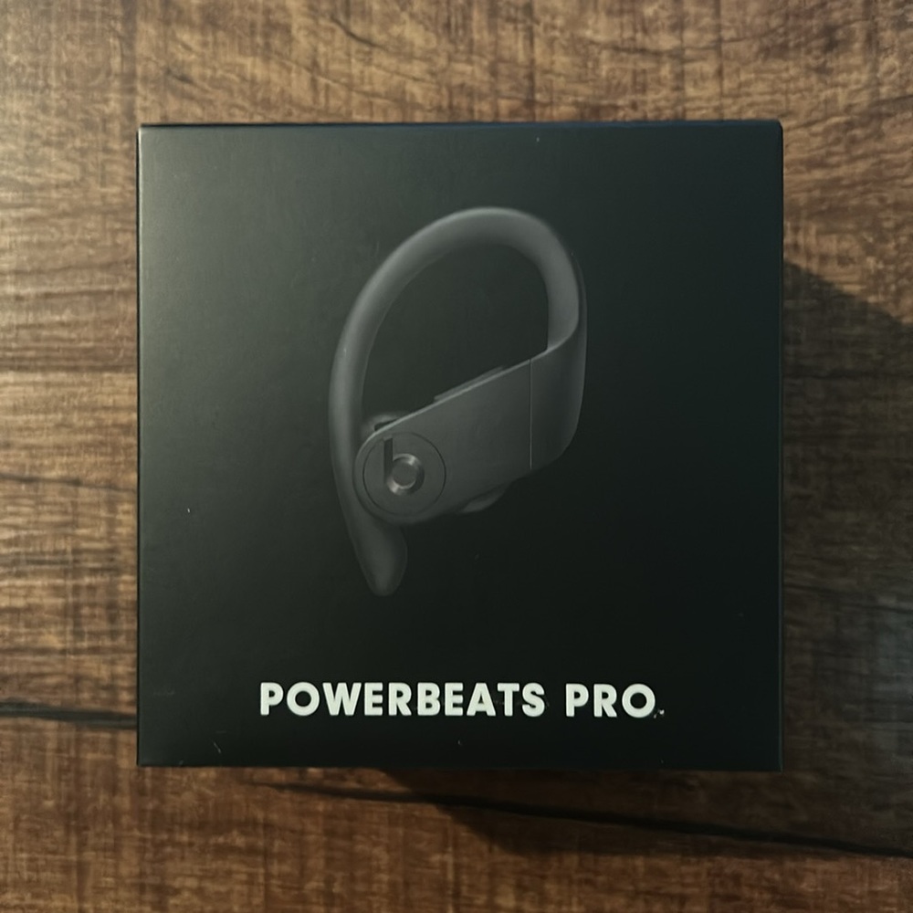 Powerbeats Pro by Dre